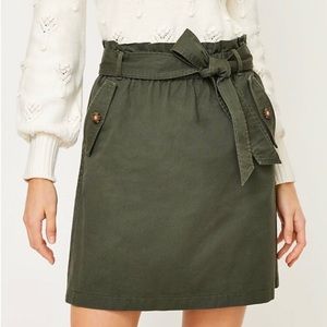 Loft army olive green paperbag bow skirt with pockets